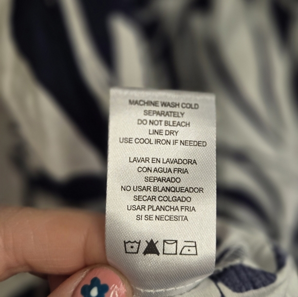 T Tahari Navy & White Leaf Print Tiered Dress Size Large NWOT - Picture 7 of 8